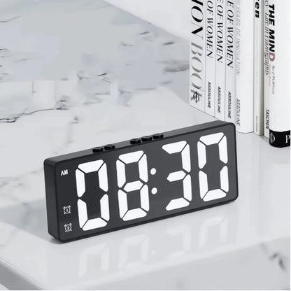 LED alarm digital clock voice control, adjustable brightness high-definition digital dual power mute living room clock.